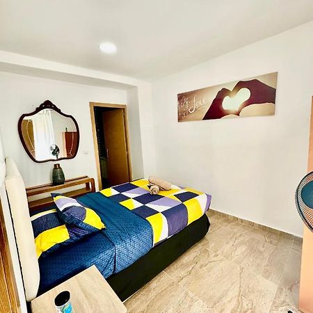 Suite Del Ayuntamiento Alicante Buitenkant foto